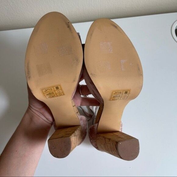 NWOT Crushed Velvet Shoes by Anthropologie Farylrobin size 7 - Picture 5 of 7